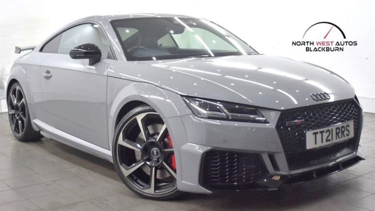 AUDI TT