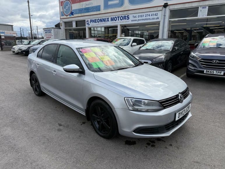 VOLKSWAGEN JETTA