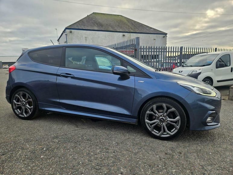 FORD FIESTA