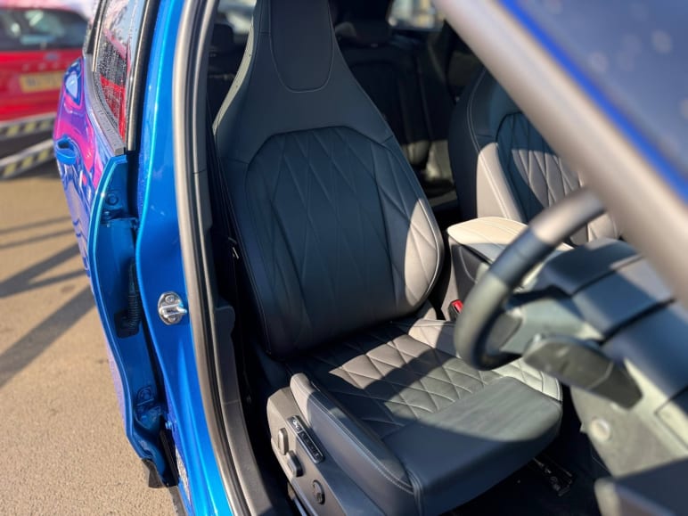 Extended Range 77kWh Premium Auto 5dr