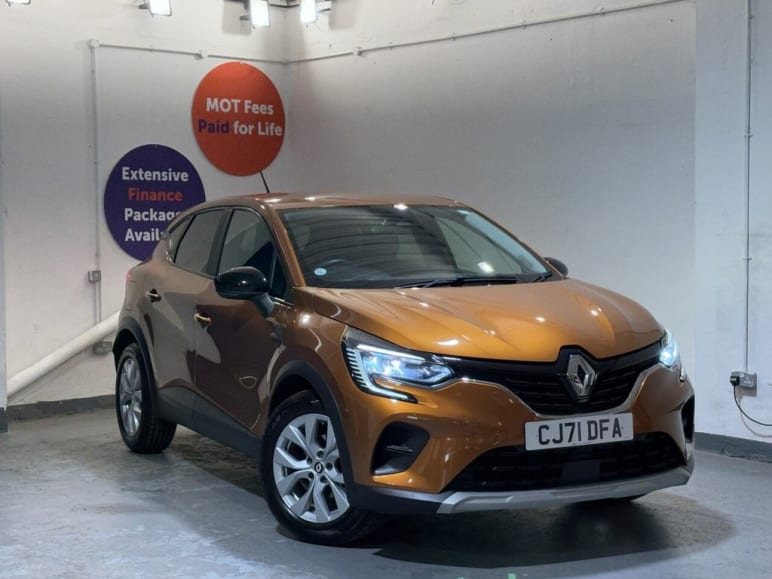 RENAULT CAPTUR