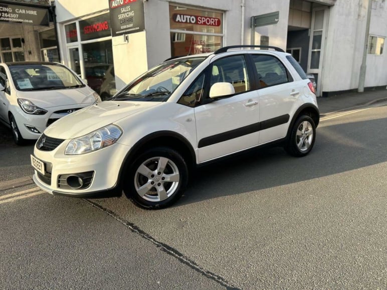SUZUKI SX4