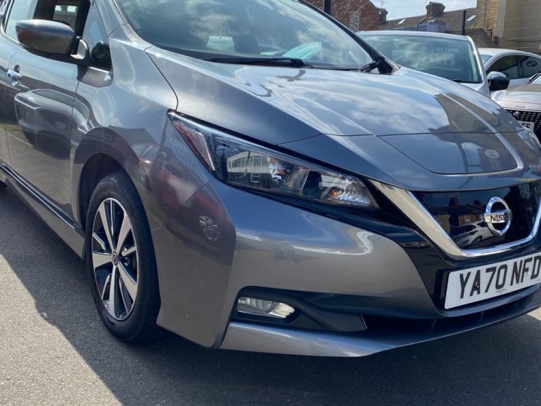 NISSAN LEAF