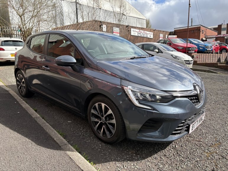 RENAULT CLIO