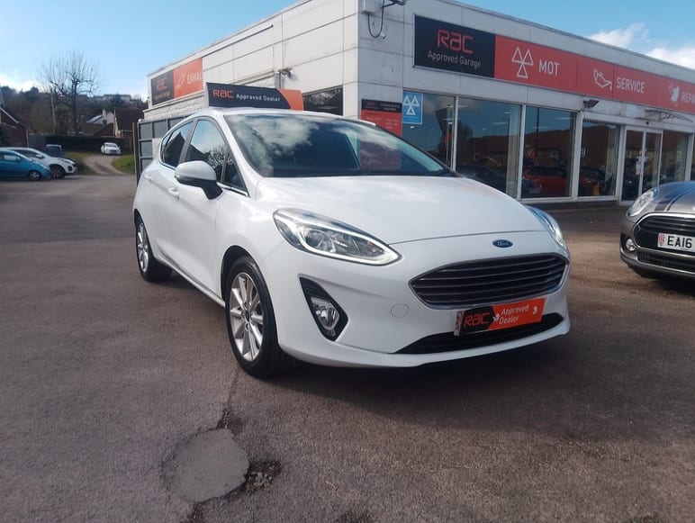 FORD FIESTA