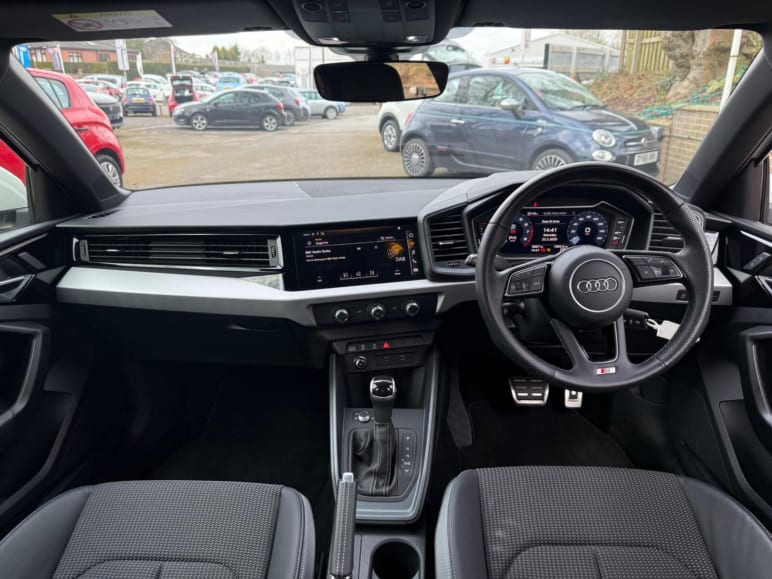 SPORTBACK TFSI S LINE