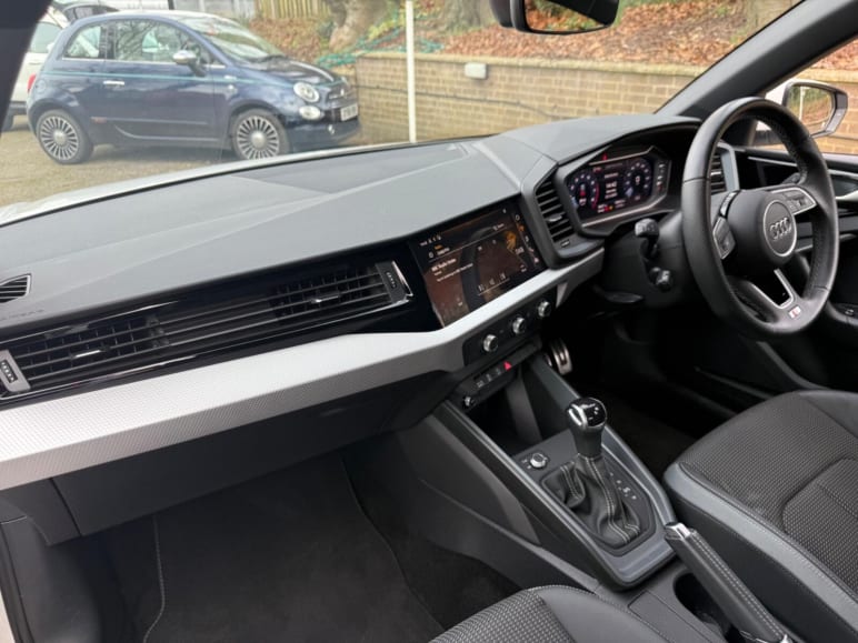 SPORTBACK TFSI S LINE