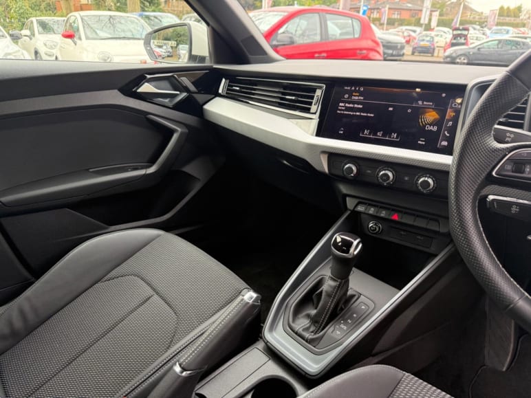 SPORTBACK TFSI S LINE