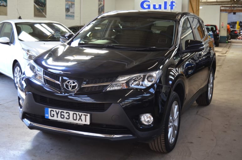 TOYOTA RAV 4