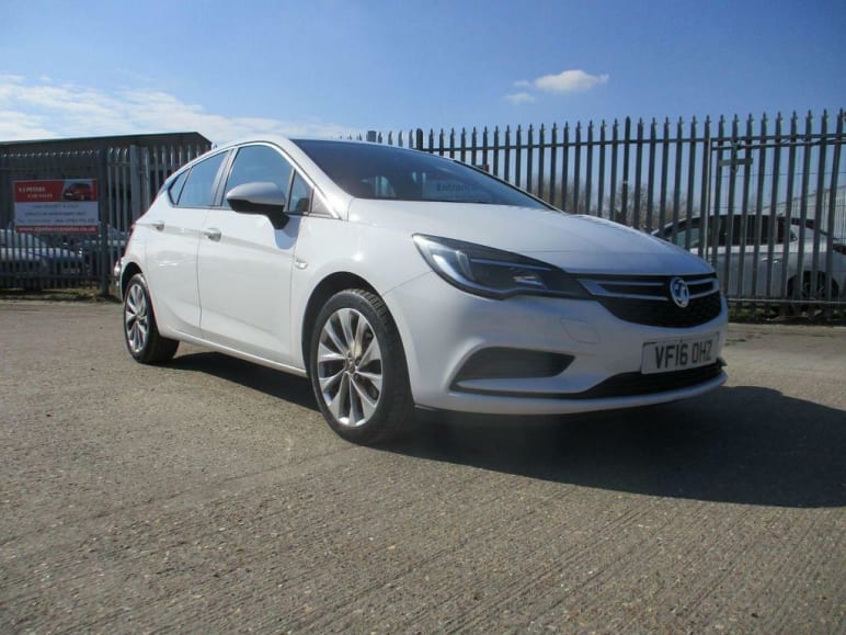 VAUXHALL ASTRA