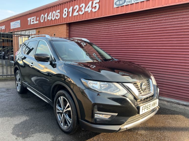NISSAN X-TRAIL