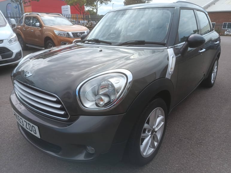 MINI COUNTRYMAN
