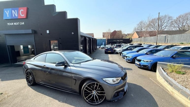 BMW 4 SERIES