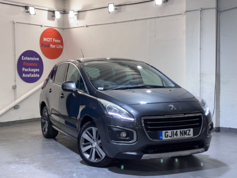 PEUGEOT 3008