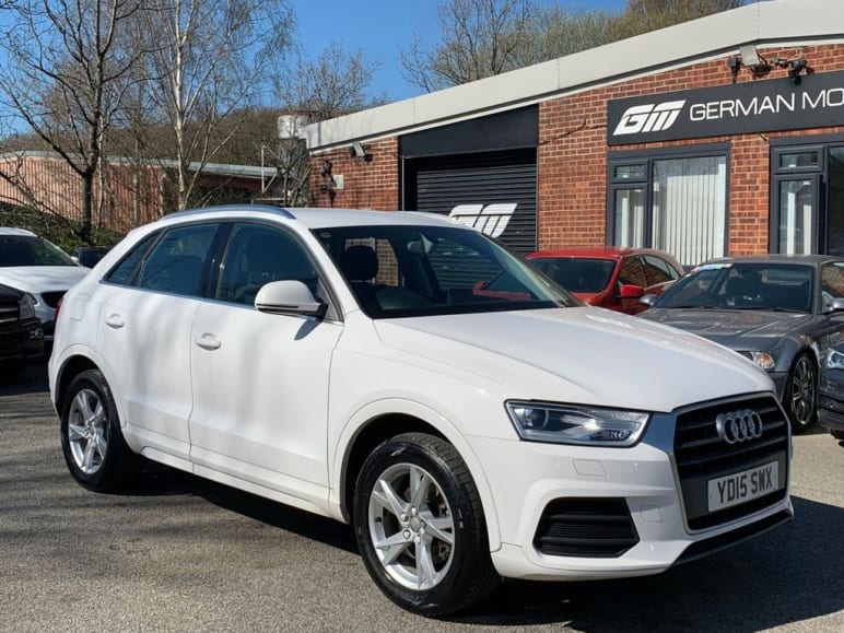 AUDI Q3