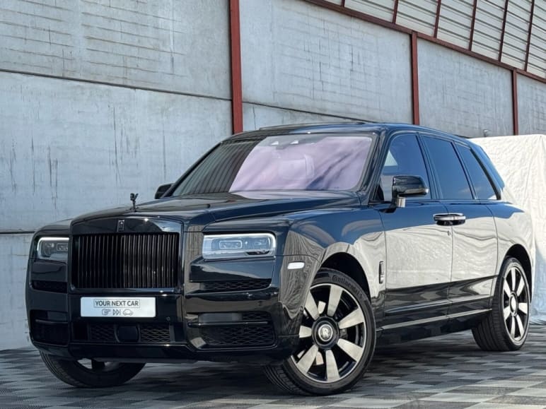 6.75 V12 SUV 5dr Petrol Auto 4WD Euro 6 (563 bhp)