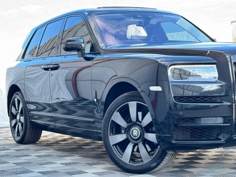 6.75 V12 SUV 5dr Petrol Auto 4WD Euro 6 (563 bhp)