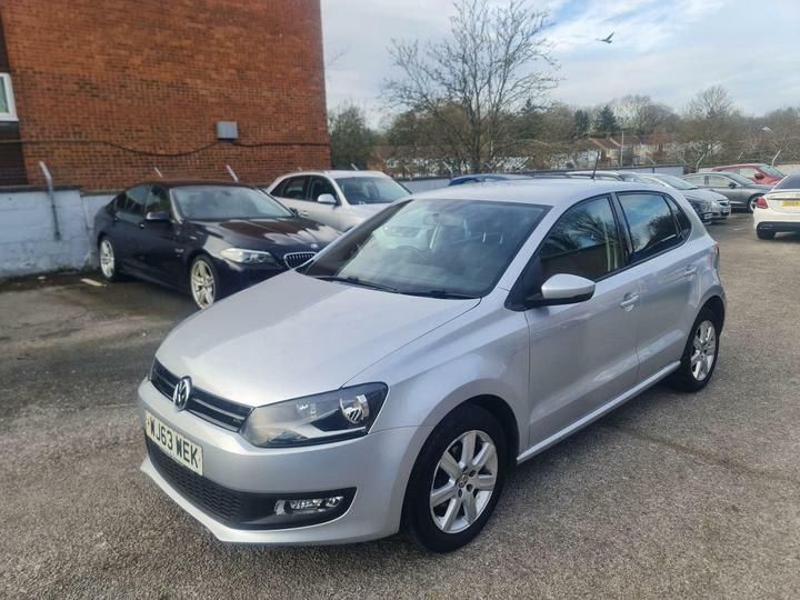 VOLKSWAGEN POLO