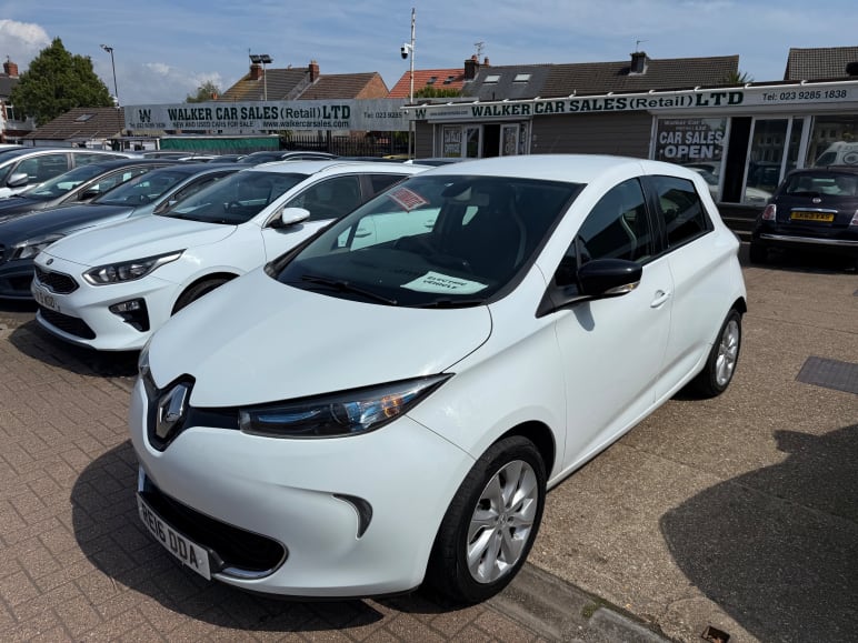 RENAULT ZOE
