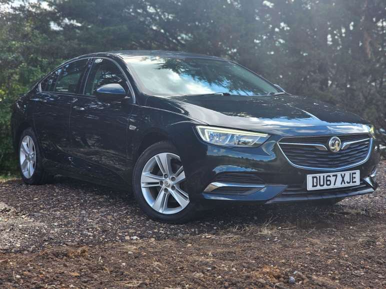 VAUXHALL INSIGNIA