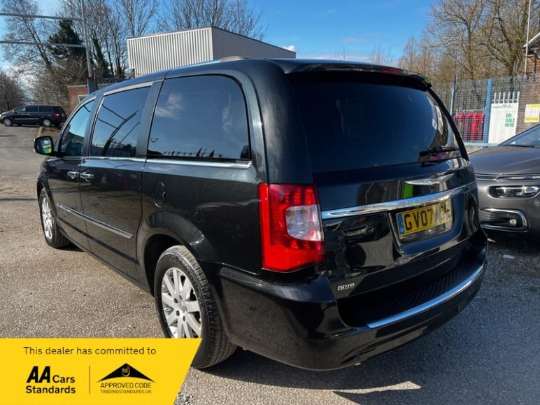 2.8 CRD Limited MPV 5dr Diesel Auto Euro 5 (178 bhp)