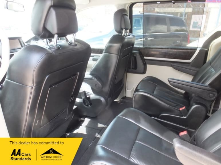 2.8 CRD Limited MPV 5dr Diesel Auto Euro 5 (178 bhp)