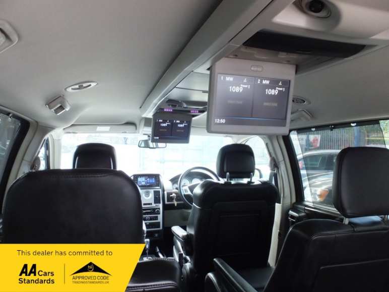 2.8 CRD Limited MPV 5dr Diesel Auto Euro 5 (178 bhp)