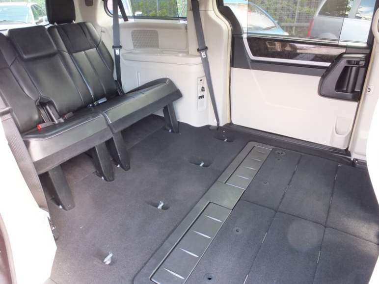 2.8 CRD Limited MPV 5dr Diesel Auto Euro 5 (178 bhp)