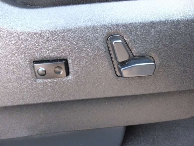 2.8 CRD Limited MPV 5dr Diesel Auto Euro 5 (178 bhp)