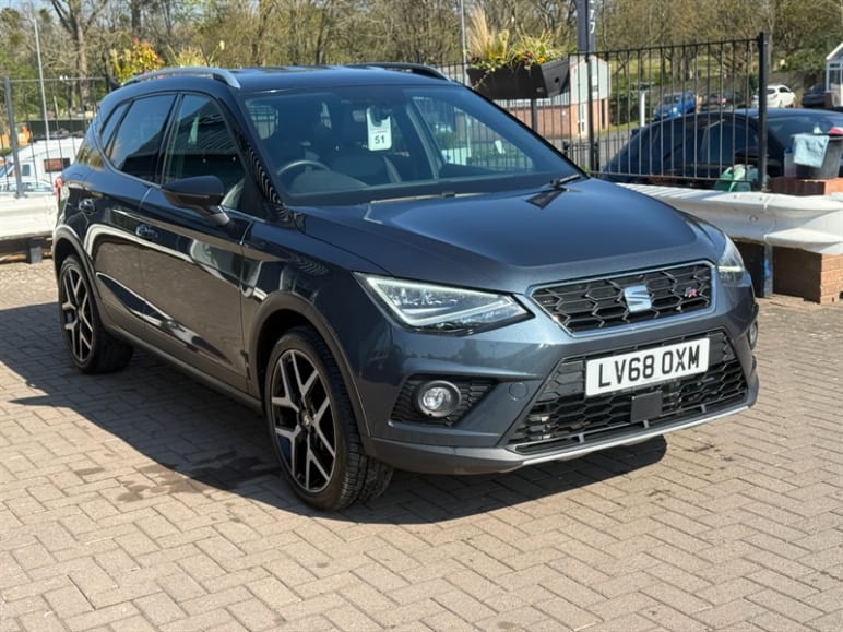 SEAT ARONA
