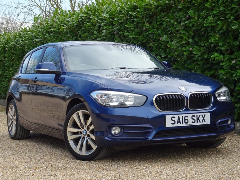 BMW 1 SERIES