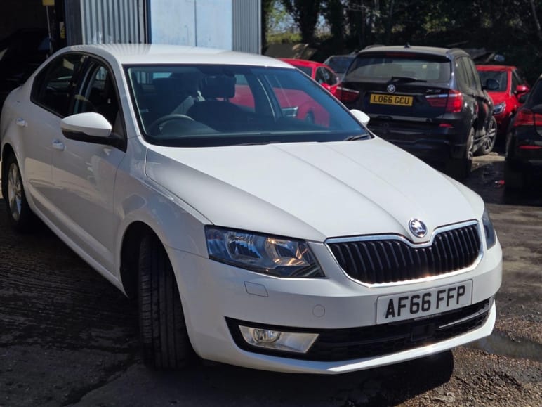 SKODA OCTAVIA