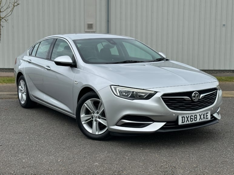 VAUXHALL INSIGNIA