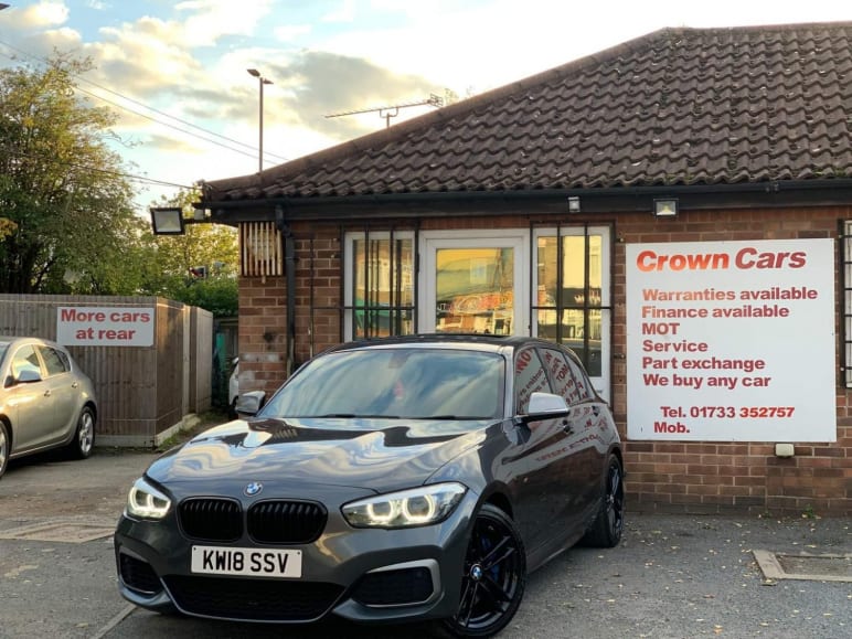 BMW 1 SERIES