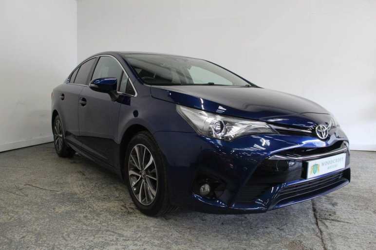 TOYOTA AVENSIS