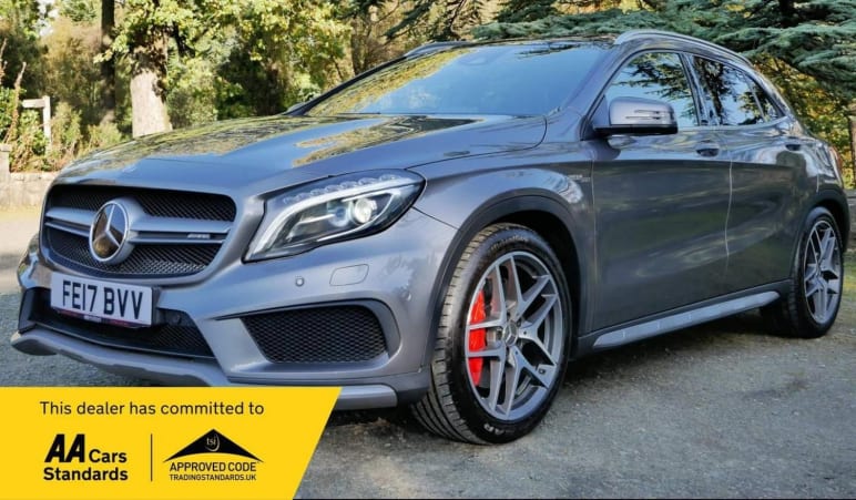MERCEDES-BENZ GLA