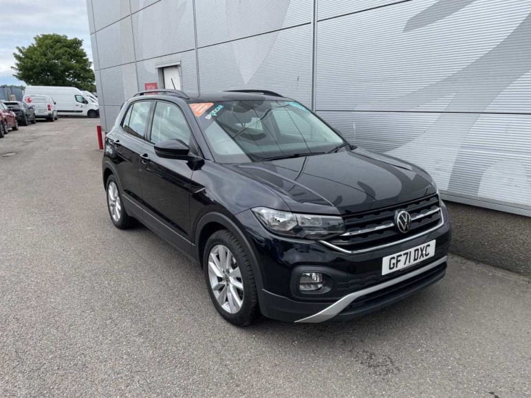 VOLKSWAGEN T-CROSS