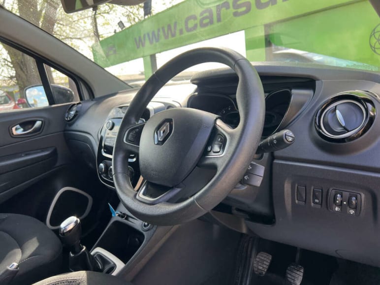 RENAULT CAPTUR