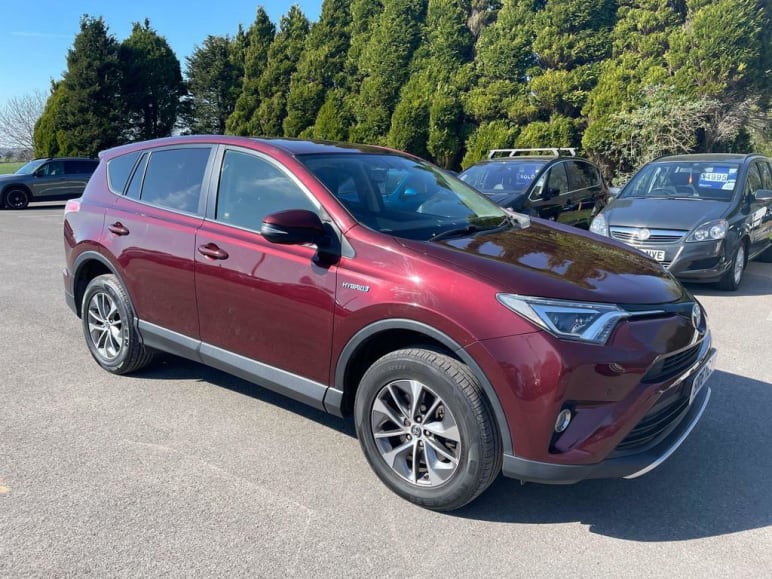 TOYOTA RAV4