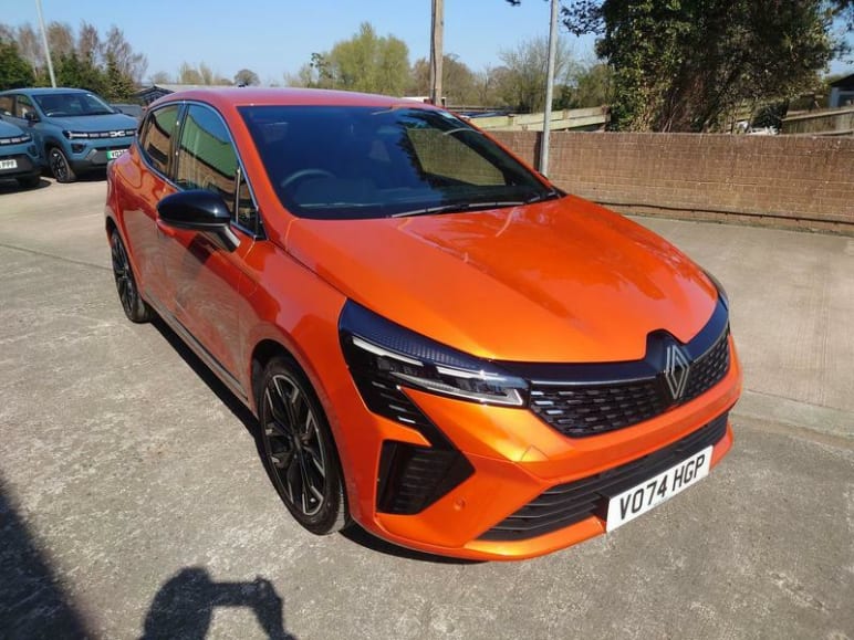 RENAULT CLIO