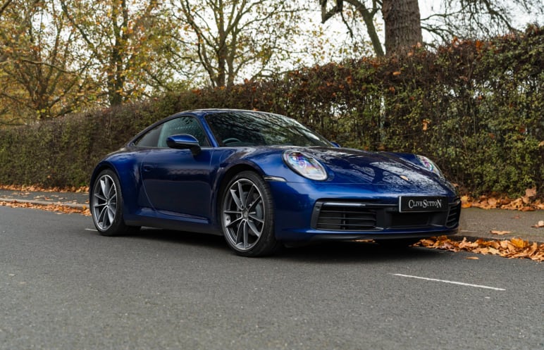 PORSCHE 911