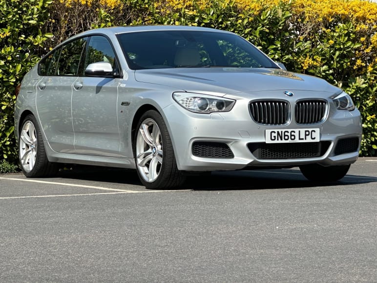 BMW 5 SERIES
