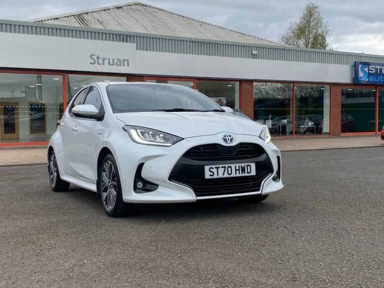 TOYOTA YARIS