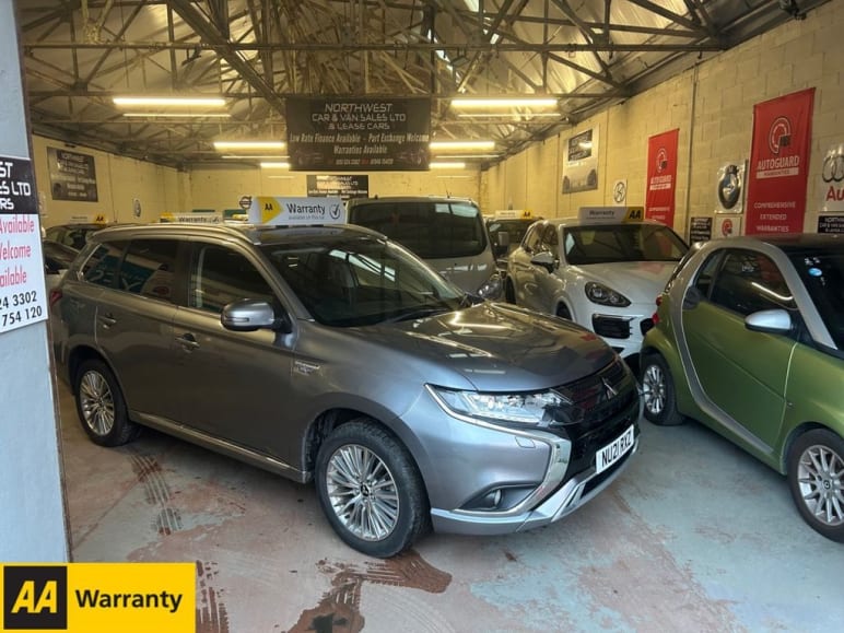 MITSUBISHI OUTLANDER
