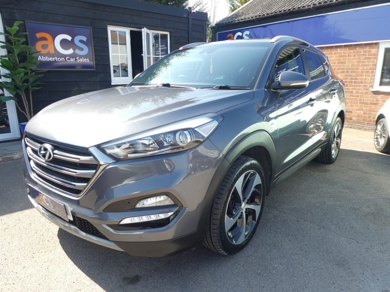 HYUNDAI TUCSON