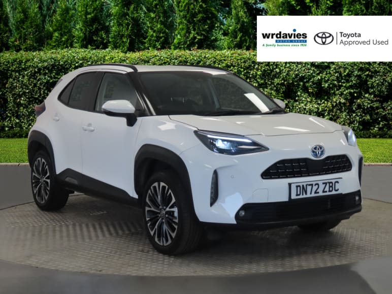 TOYOTA YARIS CROSS