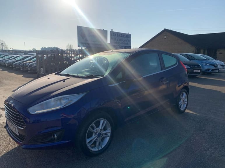 FORD FIESTA