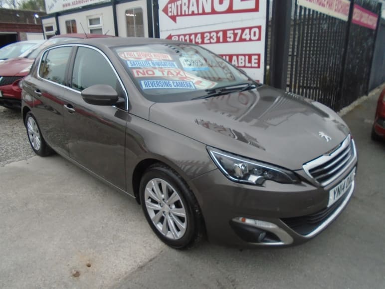 PEUGEOT 308
