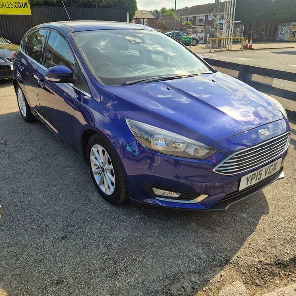 FORD FOCUS