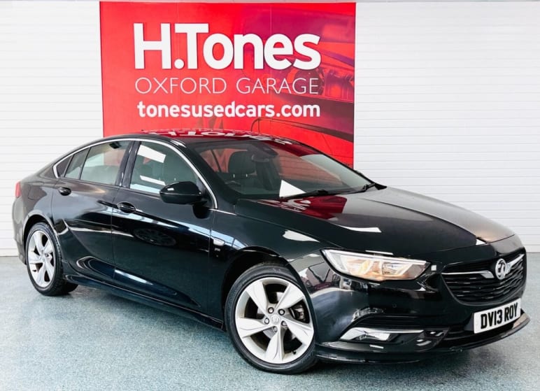 VAUXHALL INSIGNIA